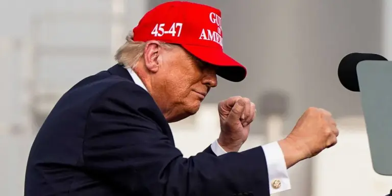 Ex-Bush official sounds alarm on Trump’s ‘open fire hydrant’ of grift