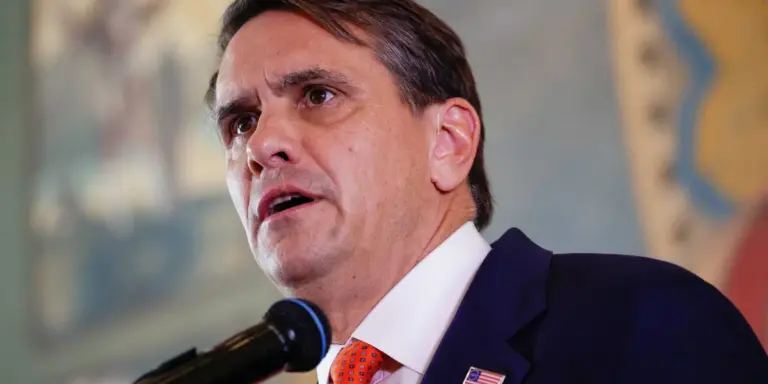 Trump’s crusade in chaos as experienced DOJ lawyers abandon ship