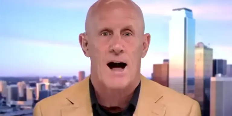 Retired navy admiral’s Fox News interview raises question of ‘mask or no mask?’