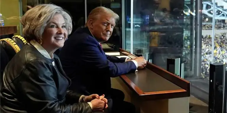Brother of White House aide torches her ‘unhealthy’ obsession with Trump