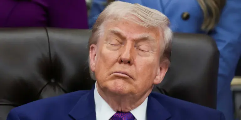 Aging Trump deliberately staging his ‘daily’ public shocks to hide this hard truth