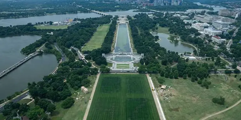 Stunning aerial photo reveals breadth of Trump’s DC destruction