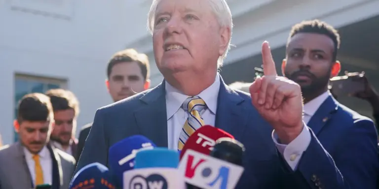 Doctor reveals key family history behind Lindsey Graham’s surprise death