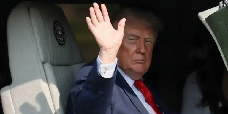 Ex-FBI and intel officials reveal the telltale sign that Trump is ‘a cornered rat’