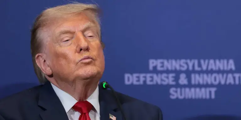 Ex-Trump aide points finger at president for ‘legalizing insider trading’ schemes