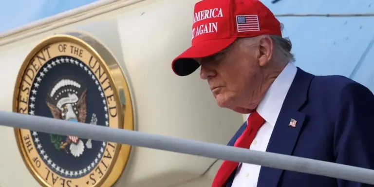 Trump biographer offers ‘easy answer’ to who leaked Air Force One ruse